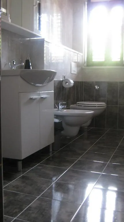 Apartments Grzunov Задар